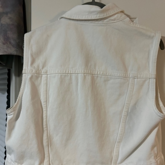 Zara White Denim Vest - Picture 2 of 3